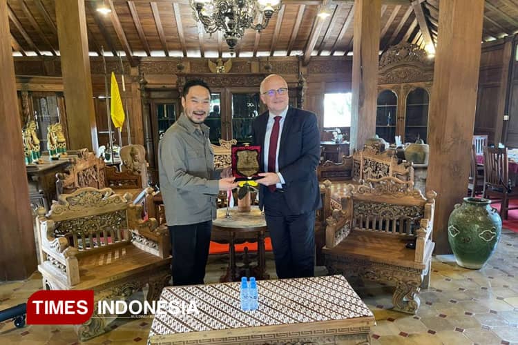 KEK Singhasari Terima Kunjungan Konselor Prancis, Bahas Peluang Kolaborasi Pendidikan dan Budaya