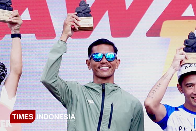 Finish 22 Jam 42 Menit di Arjuno, Rachmat Septiyanto Harumkan Indonesia di Mantra116