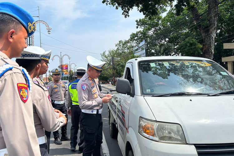 Operasi Patuh Lodaya 2025, Polres Majalengka Kedepankan Edukasi dan Sentuhan Humanis
