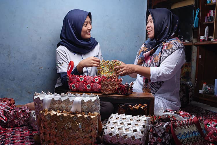 Bukan Sekadar Modal! Begini Cara PNM Bantu Ibu-Ibu Bangun Usaha dan Naik Kelas