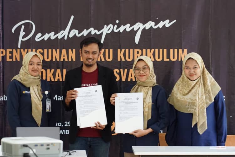 UNNES dan Griya Svara Banjarnegara Tingkatkan Pembelajaran Vokal Melalui E-Modul Interaktif