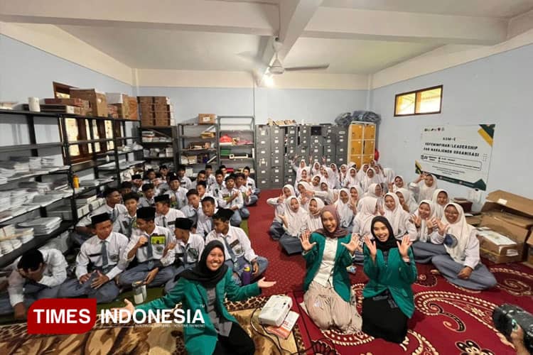 Membangun Jiwa Kepemimpinan dan Nasionalisme Melalui KSM-E Resimen Mahasiswa 836 Macan Putih UNISMA