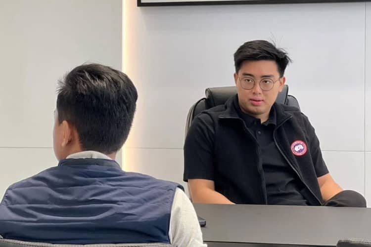 Timothy Ronald Membeli 11 Juta Saham BBCA, Disebut Sebagai "The Next Warren Buffett nya Indonesia