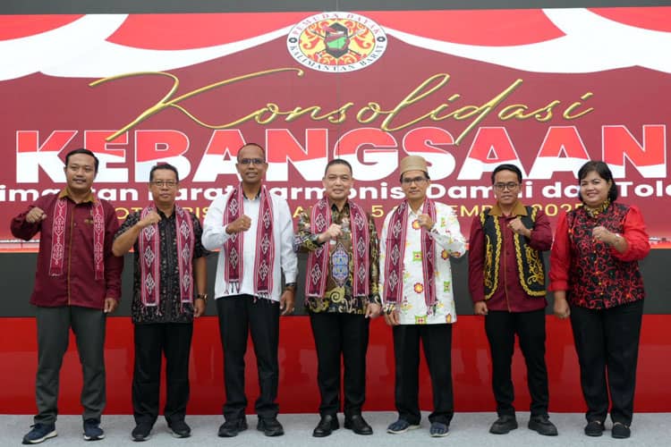 Bergandengan Tangan, Ormas Se-Kalbar Satukan Suara: Jaga Kalbar Tetap Damai dan Toleran