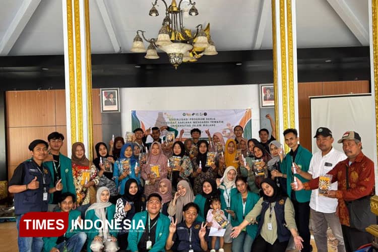 Mahasiswa KSM-T Unisma Hadirkan Inovasi Spray Anti Nyamuk “Lavsera” Berbahan Serai dan Lavender