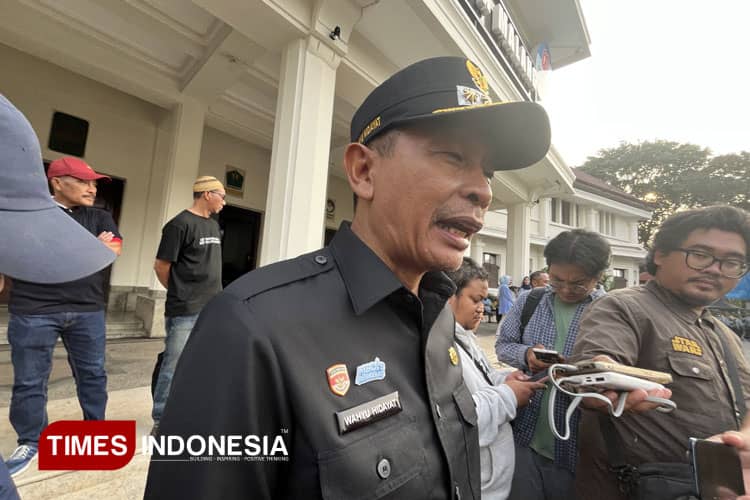 Wali Kota Malang Pastikan Program Seragam Gratis Tetap Lanjut