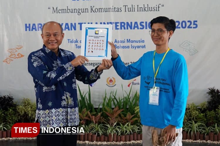 Ratusan Tuna Rungu Peringati Pekan Tuli Internasional Bareng Pemkab Banjarnegara