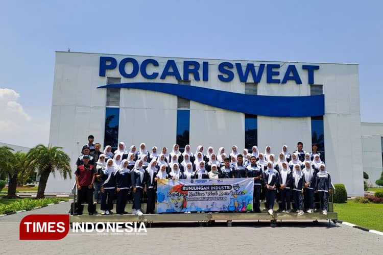 Kunjungan Teknik Kimia Industri  SMK Muhammadiyah 1 Kepanjen ke Otsuka dan Universitas Brawijaya