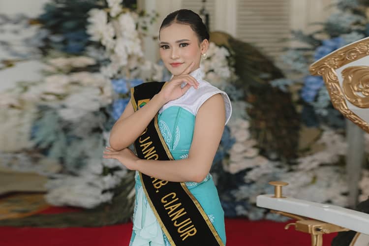 Tekad Neng Sely Membumikan Budaya Daerah di Kalangan Generasi Muda