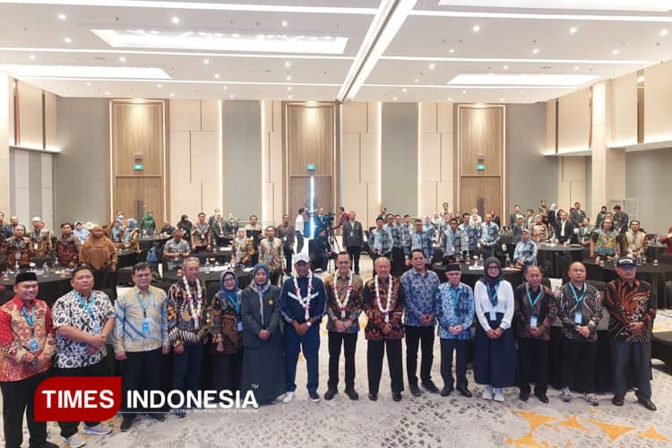 HISPISI Teguhkan Peran Ilmu Sosial di Era Transformasi Global dalam ICHELSS V dan Rapat Tahunan 2025