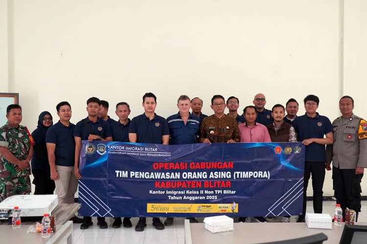 TIMPORA Blitar Gelar Operasi Gabungan di Greenfields Wlingi, Pastikan TKA Patuhi Aturan Keimigrasian