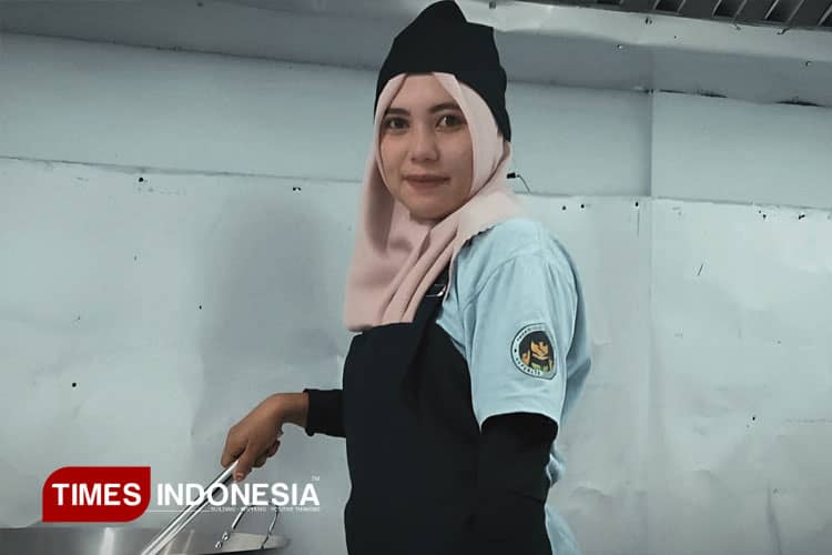 Ketika Aroma Tumisan Jadi Jalan Ibadah: Kisah Inspiratif Sang "Ibu Dapur" dari Blora