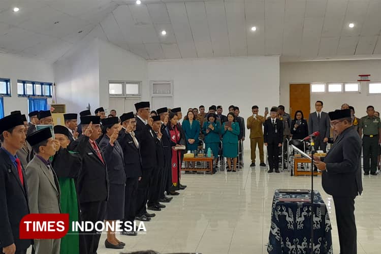Bupati Sumba Timur Lantik 21 Pejabat Baru, Rotasi Strategis untuk Percepat Pembangunan