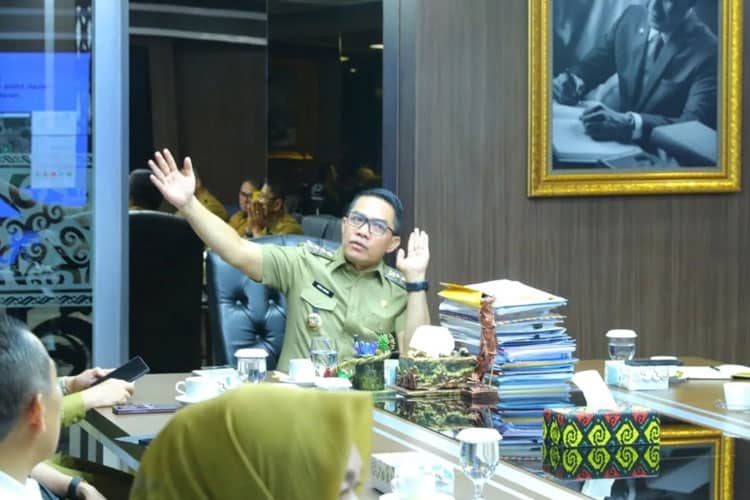 Wali Kota Samarinda Instruksikan Relokasi Sekolah Terdampak Banjir dan Longsor