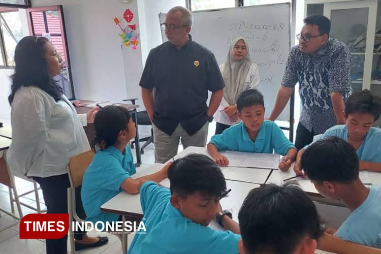 Monitoring dan Evaluasi Sekolah Rakyat: Membangun Generasi Unggul, Berkarakter, dan Berdaya Saing di Kota Manado
