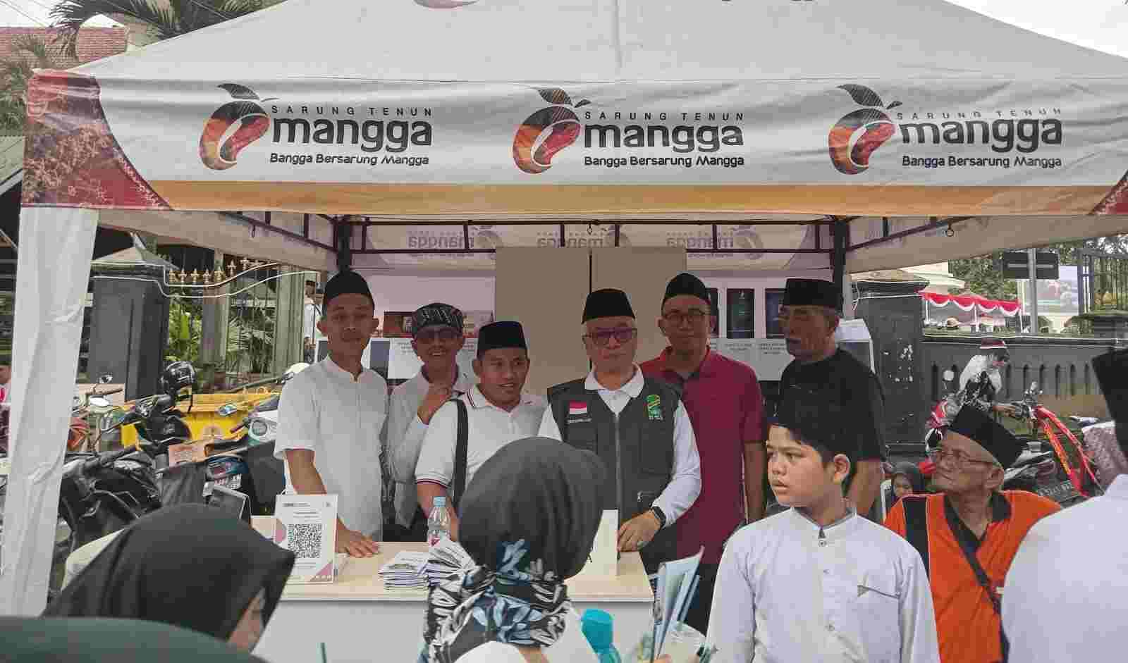 Sarung Mangga Bangga Dukung Fun Walk Santri #6 Kota Malang