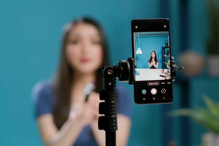 Aturan Baru TikTok & Instagram 2025 yang Harus Diketahui Kreator