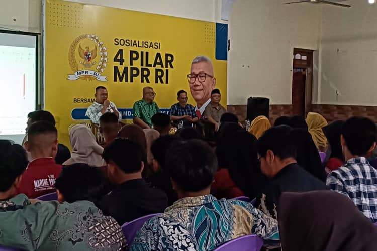 Agun Gunandjar Dorong Mahasiswa Merdeka di Tengah Ruang Demokrasi yang Mengecil