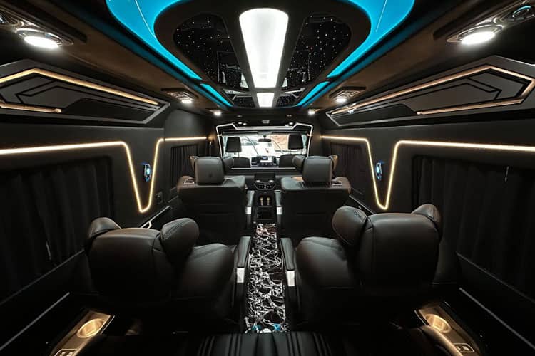 Mewahnya Toyota Hiace by Hardy Classic: Interior Bintang 5 yang Full Electric
