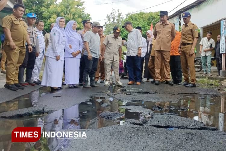 Jalan Baru Direkonstruksi di Cermee Bondowoso yang Rusak Dipastikan karena Banjir