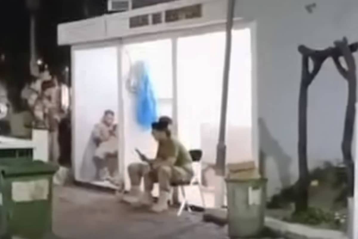 Oknum Satpol PP Kota Malang yang Merokok di Ruang Laktasi Alun-alun Merdeka Kena Sanksi