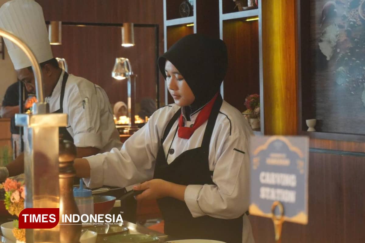 Sensasi Buka Puasa Bernuansa City Light di Aston Gresik, Menu Timur Tengah Jadi Andalan