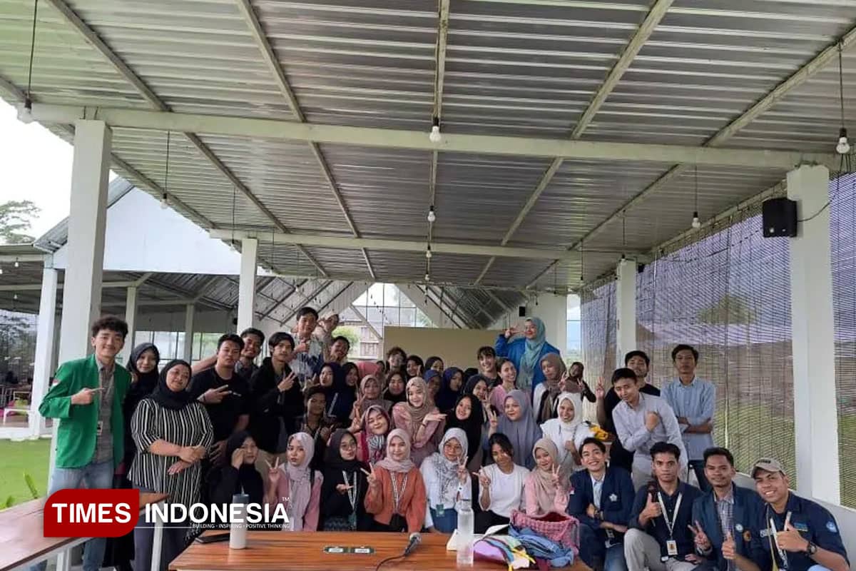 Tingkatkan Transparansi, Dosen FEB UNISMA Bekali 'Good Village Project' Malang Pelatihan Tata Kelola Organisasi dan Keuangan Digital