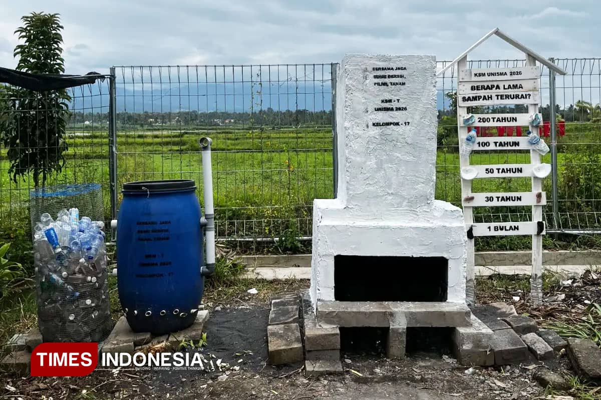 KSM UNISMA Hadirkan Edukasi Lingkungan Lewat Papan Informasi, Bank Sampah, dan Insinerator