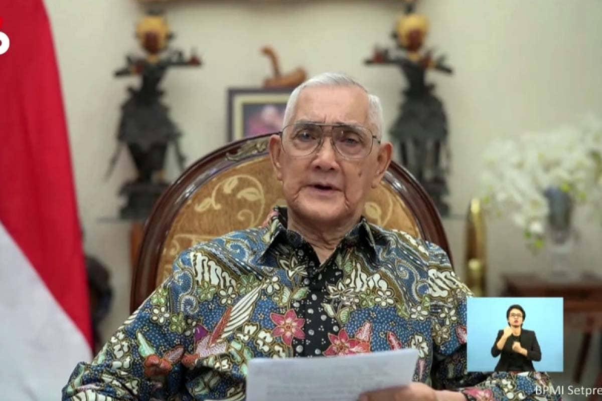 BREAKING NEWS: Wapres Ke-6 Try Sutrisno Meninggal Dunia