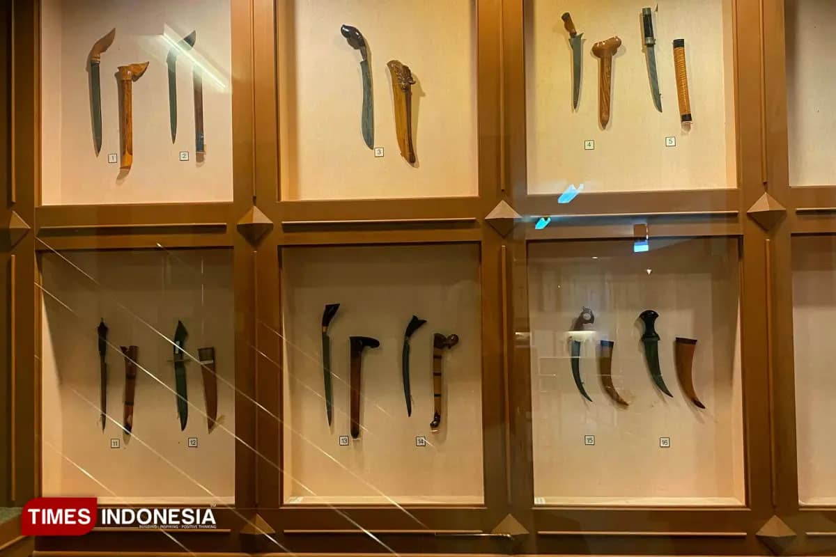 Mahasiswa UNISMA dan Thaksin University Telusuri Kesamaan Tradisi di Folklore Museum Thailand