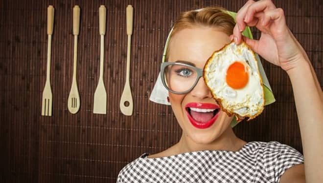 Tips Mudah Menghilangkan Bau Amis Telur