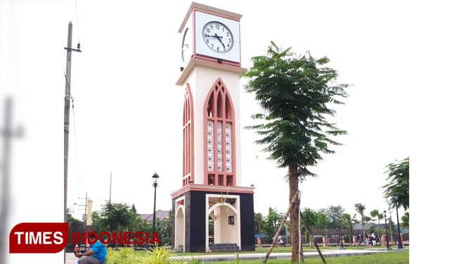 Menengok Menara Jam, Ikon Baru Kota Pasuruan