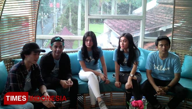 Nobar Film Dilan 1990, Nanda: Ayo Cintai Film Buatan Anak Bangsa