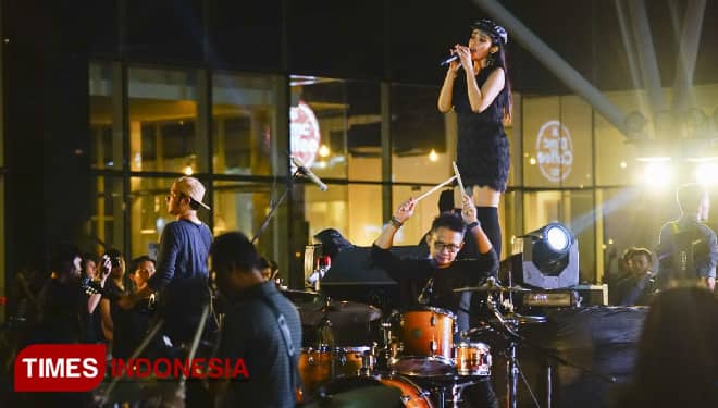 Video Klip Single Keempat Lara Dapat Rekor Muri