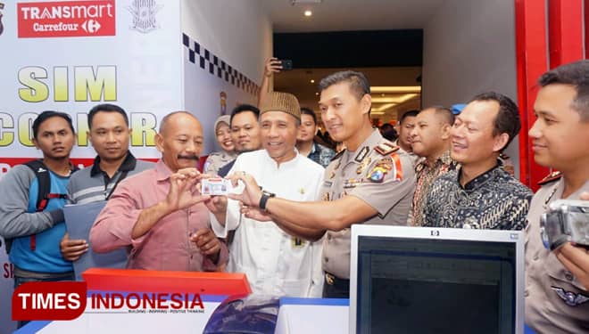 Satlantas Polresta Sidoarjo Buka Layanan SIM Corner di Transmart Sidoarjo