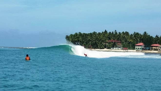Promosikan Pantai Sorake, Pemkab Nias Gelar Surfing Internasional