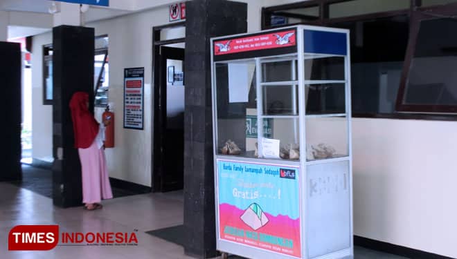 Relawan di Purbalingga Sediakan Nasi Bungkus Gratis Buat Penunggu Pasien