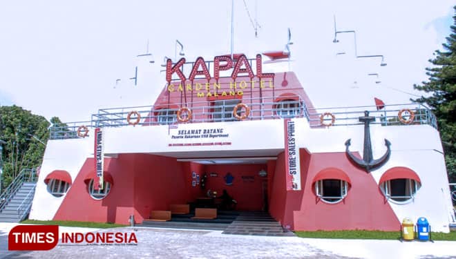 Menikmati Sensasi Menginap Berbeda di Kapal Garden Hotel Malang