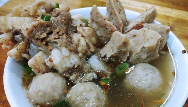 Bakso Rusuk Kraksaan, Rasanya Menusuk Lidah