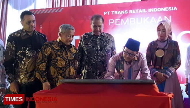 CT Resmi Buka Transmart MX Mall Malang