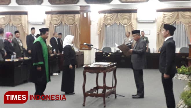 DPRD Tuban Bumi Wali Lantik Anggota PAW dari Partai Golkar