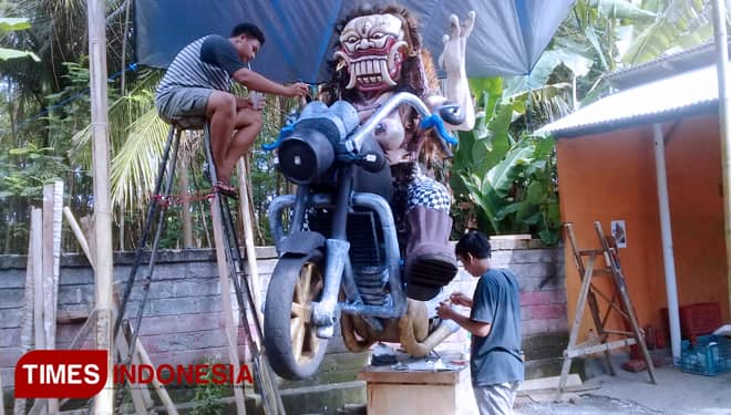 Tiga Ogoh-Ogoh Banjar Amertasari Banyuwangi Siap Diarak pada Malam Hari Raya Nyepi