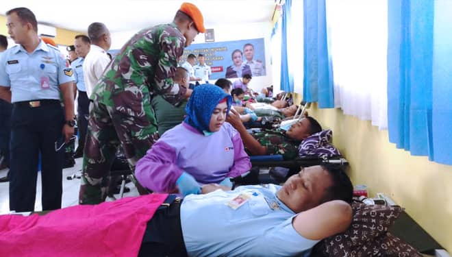 Sambut HUT TNI AU, Lanud Abdulrachman Saleh Malang Gelar Donor Darah