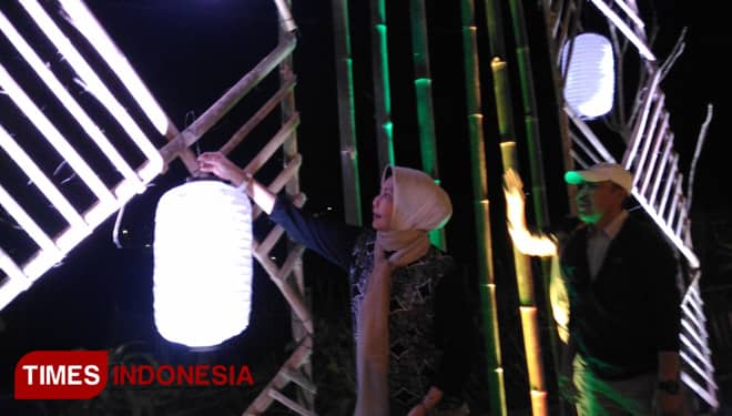 Batu Slayur Takenuda Diresmikan Dra Hj Dewanti