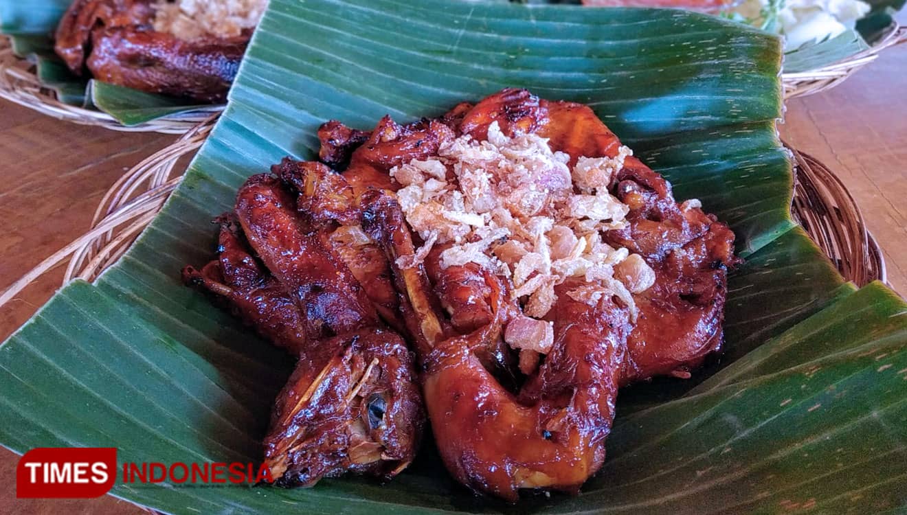 Ayam Bakar Bawangan Bromo, Kuliner Khas Tengger