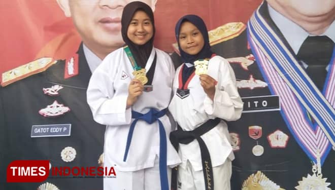 Dua Siswa MTsN 3 Mojokerto Raih Medali Emas Taekwondo Kapolri Cup