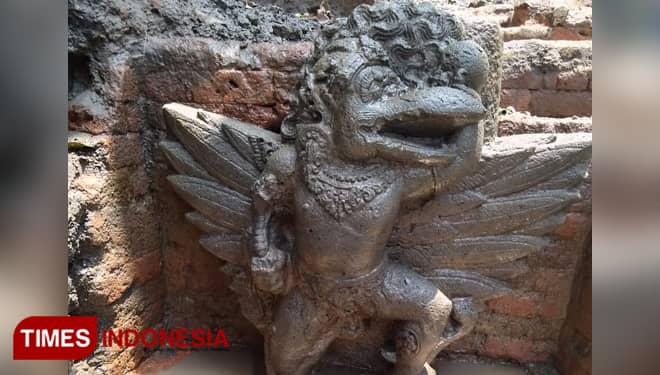 Ini Cerita Arca Jaladwara Burung Garuda yang Ditemukan di Situs Ngoro