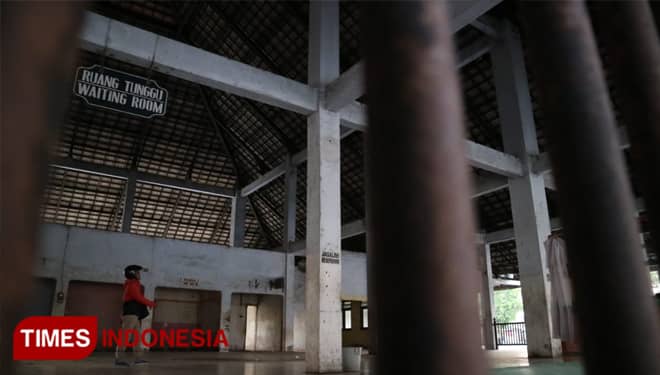 Dua Tahun Tanpa Aktivitas, Bangunan Peron Eks Terminal Seloaji Tak Terawat