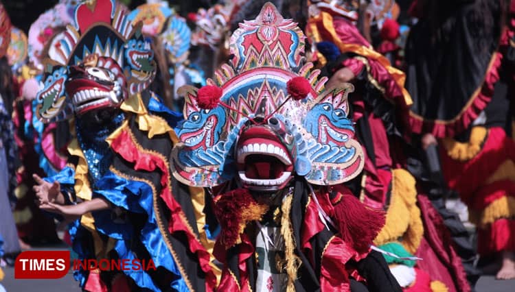 Malang Ancen Mbois Dimeriahkan Puluhan Atraksi Rampak Barong