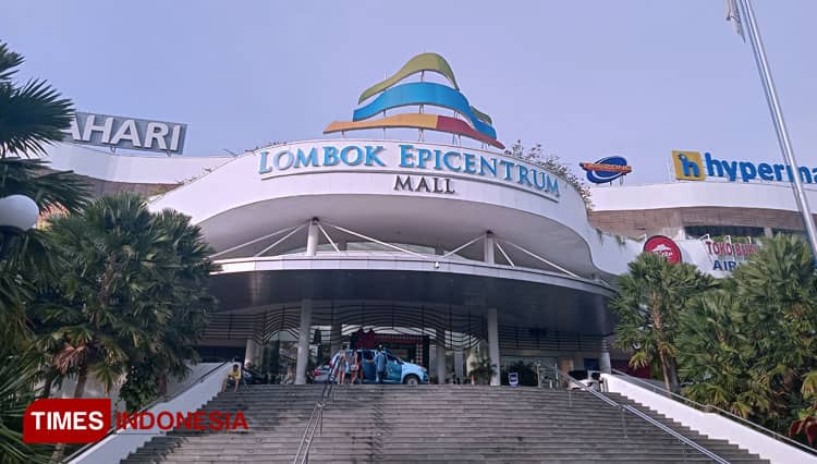 Libur Natal, Lombok Epicentrum Mall Dipadati Pengunjung